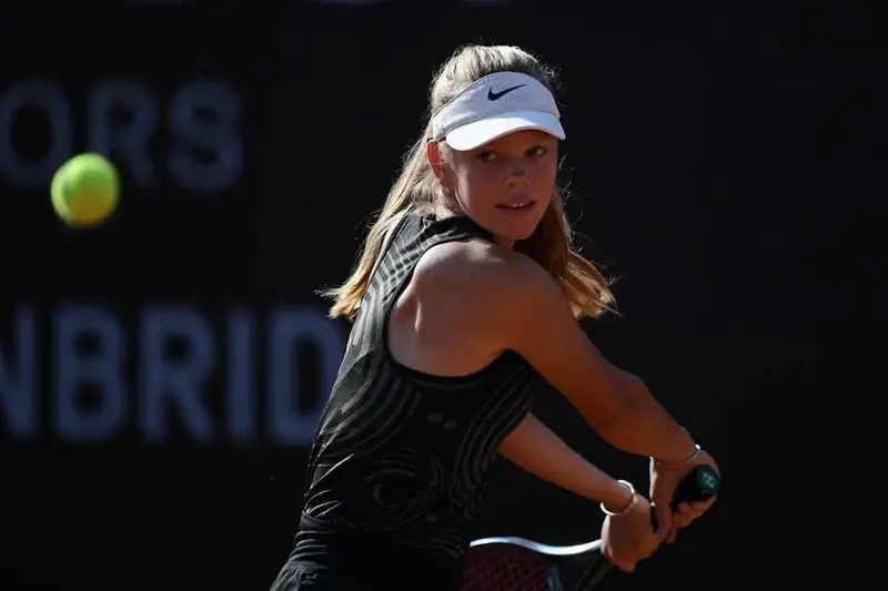 Теннис бўйича ЖЧ: Қозоғистон ўсмирлари саралаш турнирини ғалаба билан бошлади