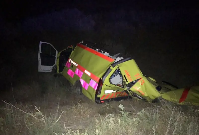 Скорая столкнулась с грузовиком в области Жетысу: погибли два человека