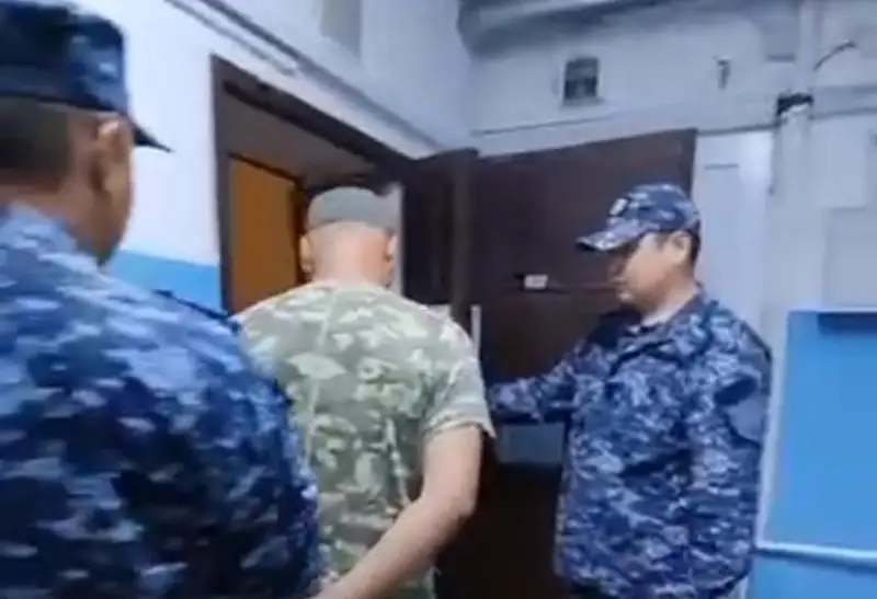 اقتوبەدە شەتەلدىك ازاماتتار كاسىپكەردىڭ پاتەرىن توناپ كەتتى