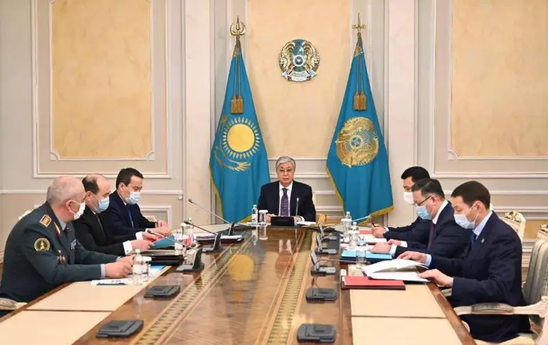 ҚР Президенти Хавфсизлик Кенгашининг йиғилишини ўтказди: армияга оид қарорлар қабул қилинди