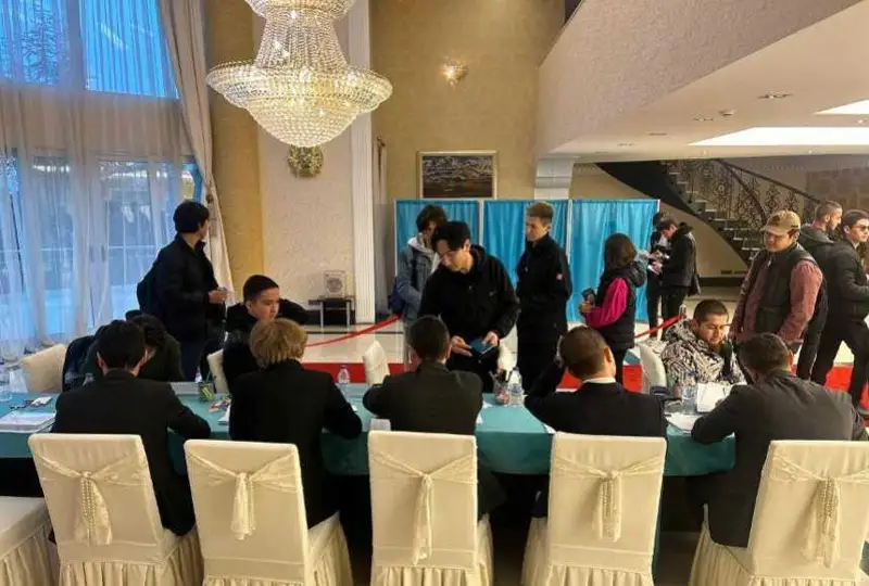 Shetelde 5 myńǵa jýyq otandasymyz daýys berdi