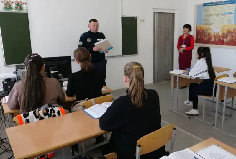 SQO-daǵy aýylda turǵyndar on jyldan beri araq-sharaptan bas tartqan