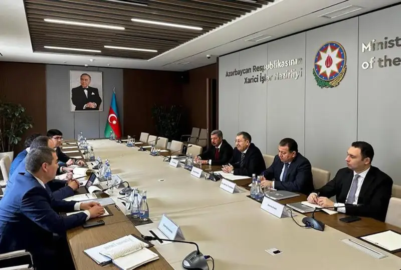 МИД Казахстана и Азербайджана провели политические консультации в Баку