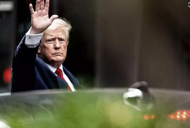 Аккаунты Дональда Трампа в Facebook и Instagram восстановлены