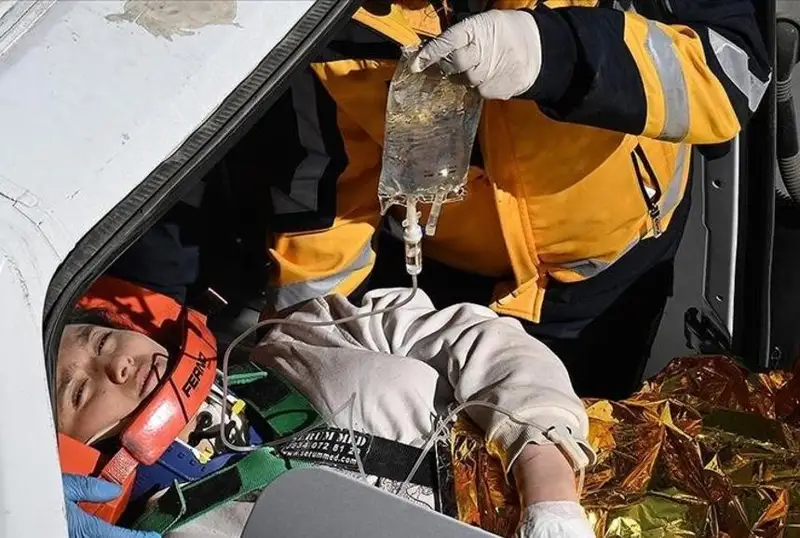 В Турции спасли 17-летнюю девушку на 248-й час после землетрясения