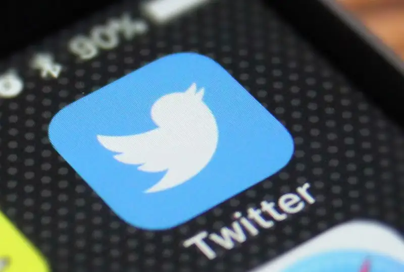 Twitter будет верифицировать аккаунты, связанные с проверенными организациями