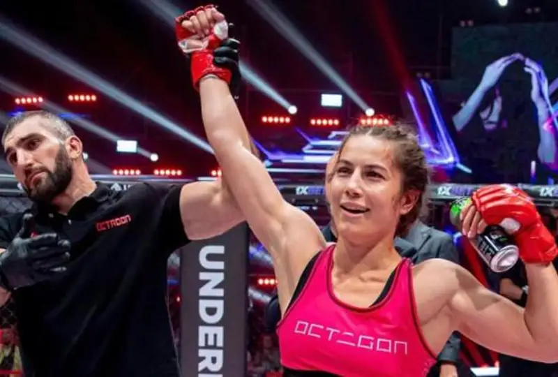 Третья победа: Фируза Шарипова одолела соперницу молниеносным нокаутом