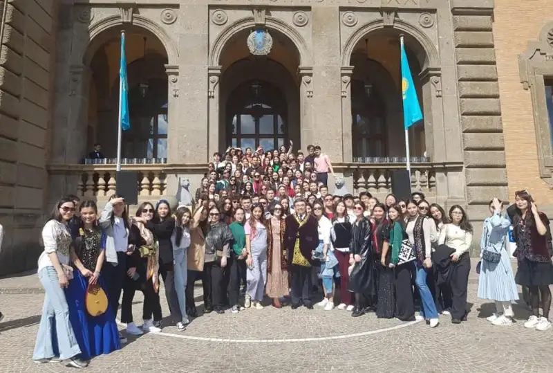 Итальянцы поздравили Казахстан с праздником Наурыз