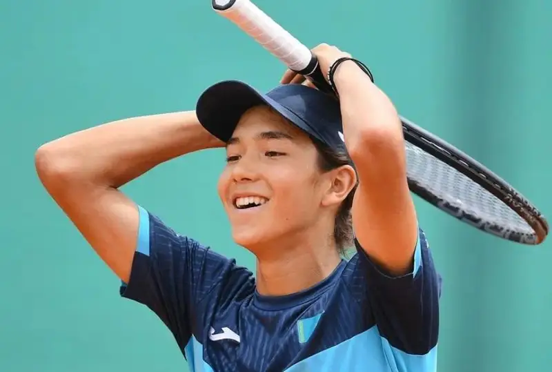 Амир Омарханов стал абсолютным чемпионом турнира в Грузии