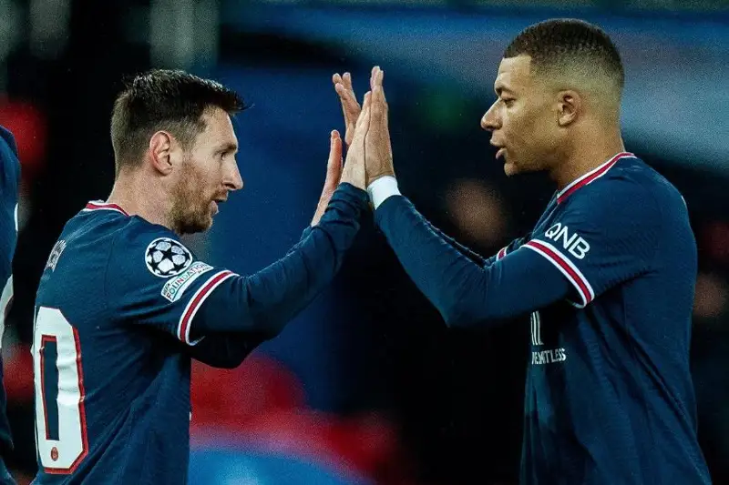 Футболисты Месси и Мбаппе попали в список 100 самых влиятельных людей года по версии Time