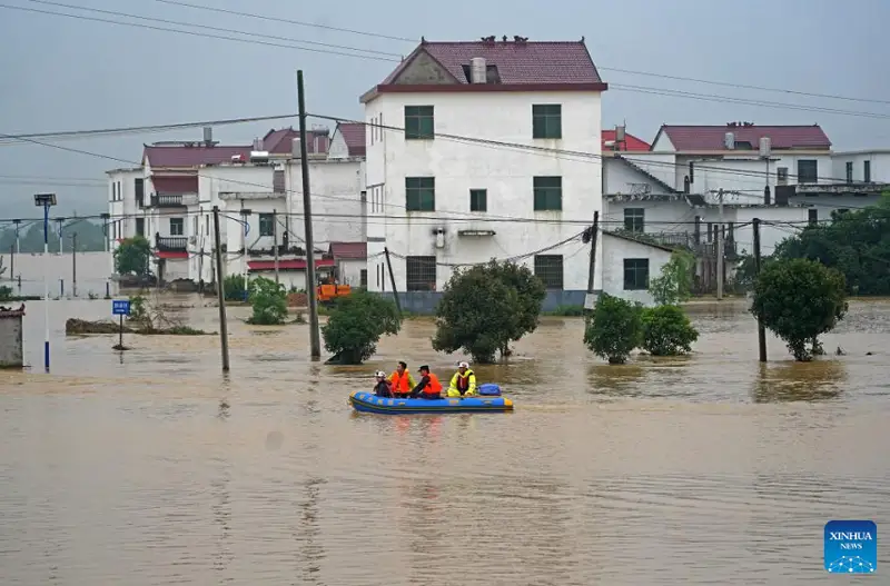 قىتايدا سۋ تاسقىنىنان 500 مىڭنان استام ادام زارداپ شەكتى