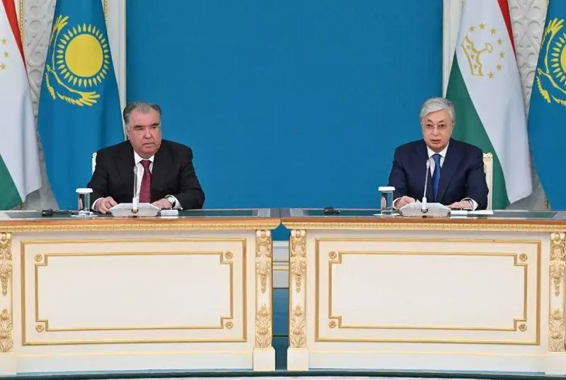 قازاقستاننىڭ بانك سەكتورى تاجىكستان نارىعىنا قىزىعۋشىلىق تانىتىپ وتىر - توقايەۆ