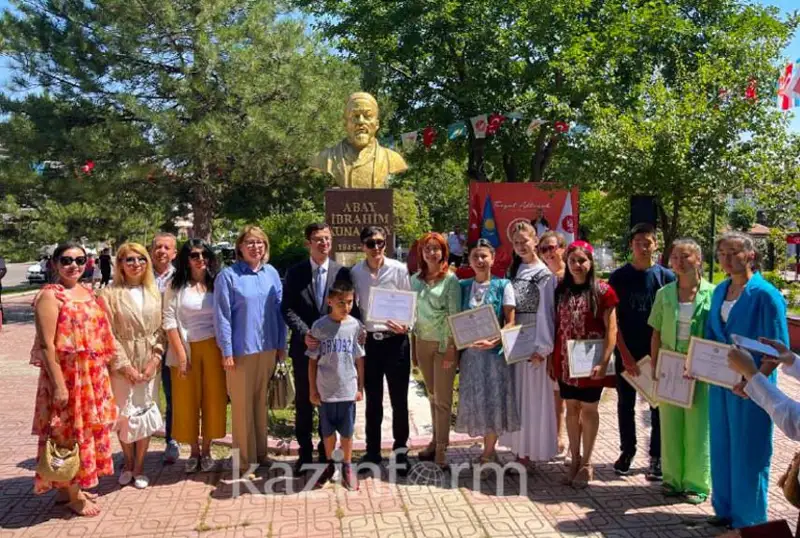 День Абая отметили в Анкаре стихами и песнями поэта-просветителя