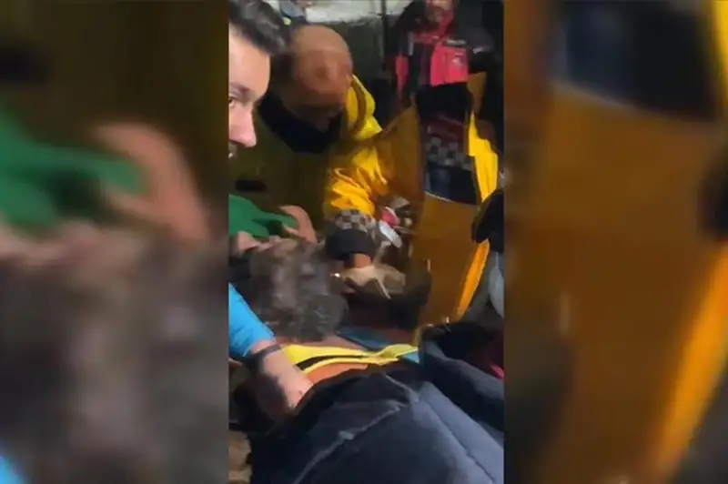 1,5-летнего ребенка и членов ее семьи спасли из-под завалов в Хатае