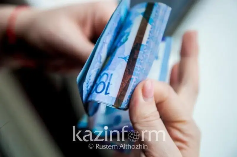 2021 jyly resmı jumys istegen qazaqstandyqtardyń jartysy 110 myń teńgeden tómen tabys tapqan