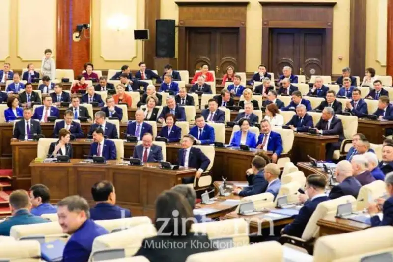 Saılaý aldyndaǵy ýádeler retimen oryndalýy kerek – Qasym-Jomart Toqaev