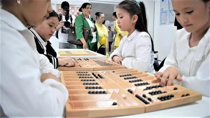 Республиканский пилотный проект «Интеллектуальный класс - конструктор» стартовал в Акмолинской области