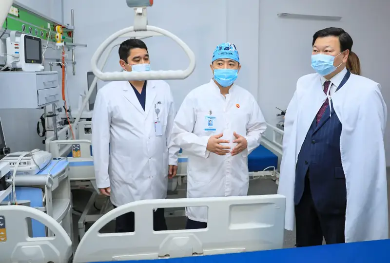 Densaýlyq saqtaý salasy sapaly bilim berý júıesinsiz jumys isteı almaıdy - Alekseı Tsoı