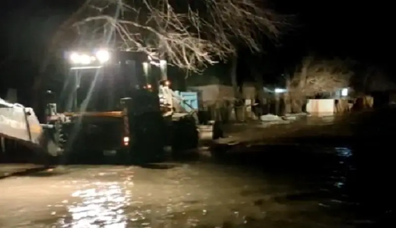 Дворы и улицу подтопило в Жетысуской области