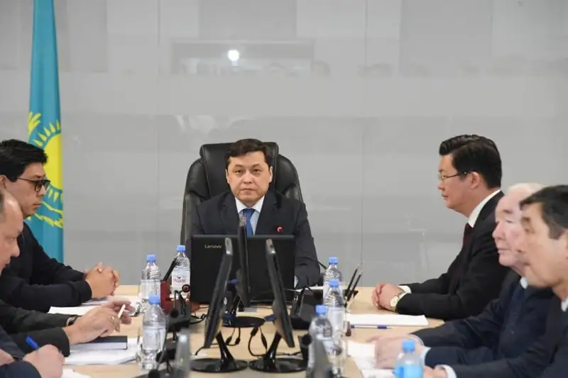 تۇركىستان وبلىسىندا مەكتەپ ديرەكتورلارىن تاعايىنداۋ كونكۋرسى تىكەلەي ەفيردە ءوتتى