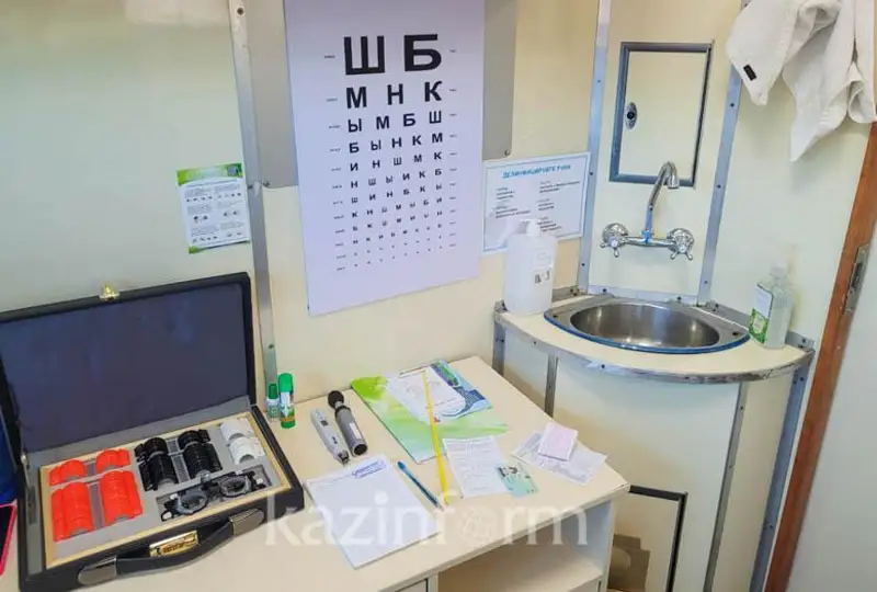 Медпоезд «Саламатты Қазақстан»: врачи экстренно госпитализировали жительницу Аркалыка