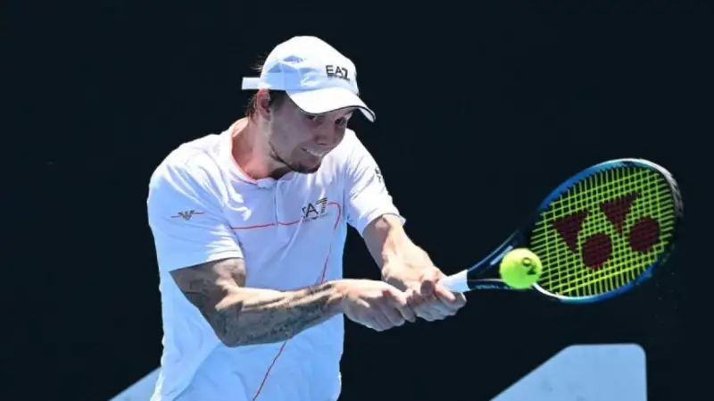 Первая ракетка Казахстана Александр Бублик пробился в четвертьфинал турнира в США