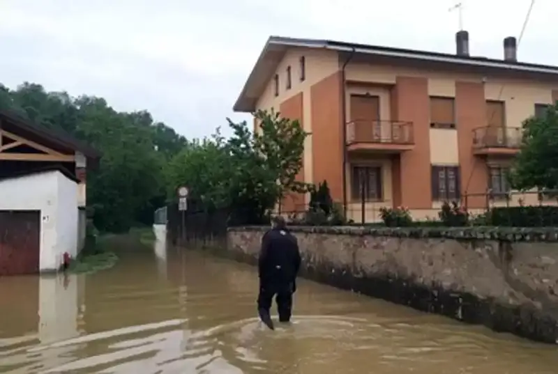 Италия шимолидаги сув тошқини маҳаллий фермерларга зарар етказди