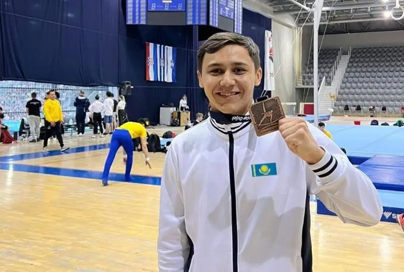 Гимнаст Эмиль Ахмеджанов стал третьим на турнире в Хорватии