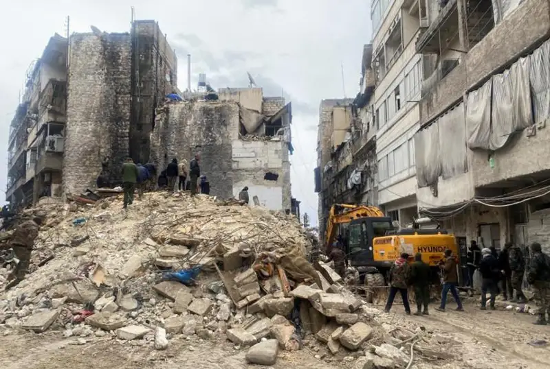 Число жертв землетрясений на юго-востоке Турции превысило 1500