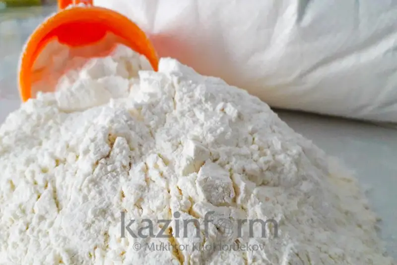 Мука подорожала на 16% за год в Казахстане