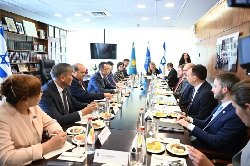 Маулен Ашимбаев встретился со спикером Кнессета Израиля