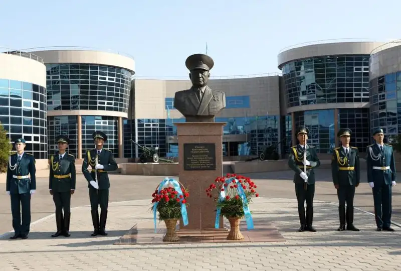 Qarýly Kúshter general Saǵadat Nurmaǵambetovti eske aldy