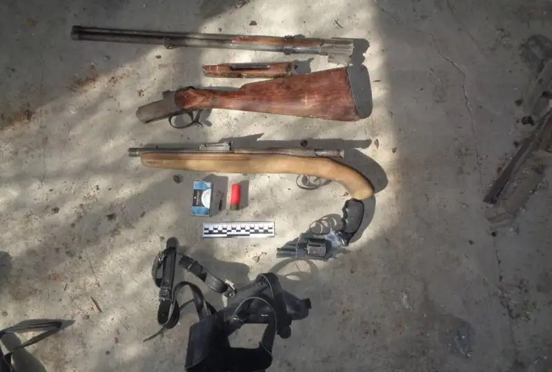 Схрон оружия и боеприпасов обнаружили в Семее