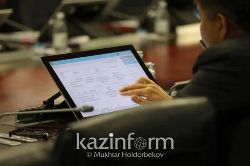 «Tsıfrlyq alshaqtyq» ózekti problemaǵa aınaldy – Memleket basshysy