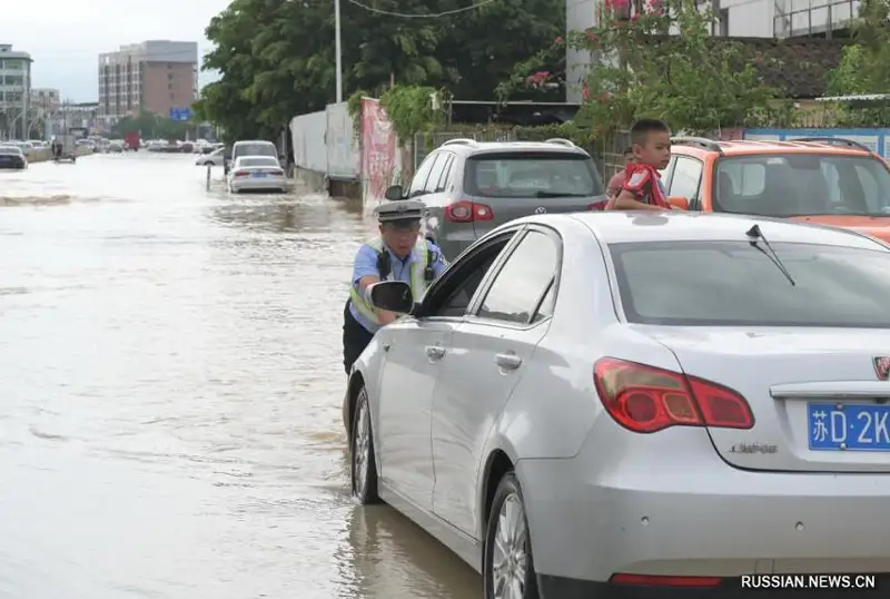 Хитойда Доксури тўфонидан 800 мингдан ортиқ киши жабрланган