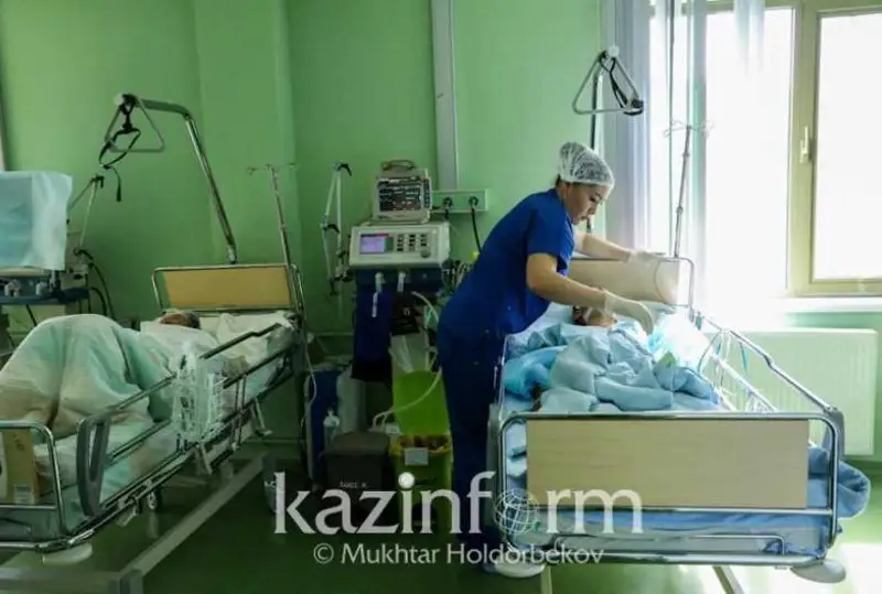 Более 1840 казахстанцев лечатся от коронавируса