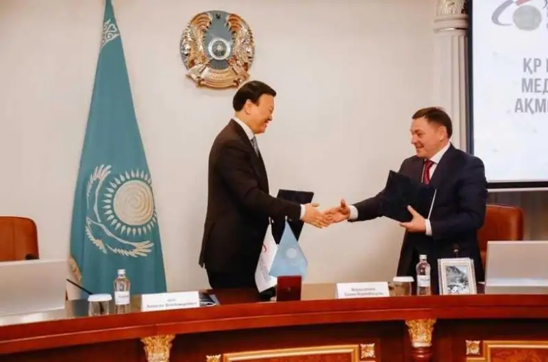 Aqmolalyqtar Prezıdent Іs Basqarmasy dárigerlerinen tegin keńes ala alady