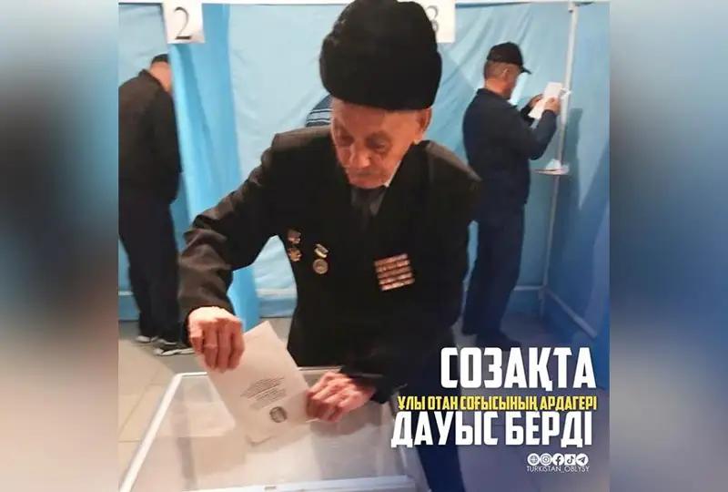 Túrkistandyq soǵys ardageri tańsáriden daýys berýge keldi