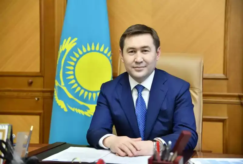 Мурат Айтенов признан самым молодым акимом в Казахстане