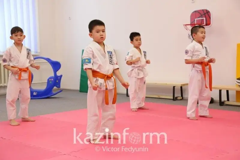 Двукратно увеличить количество занимающихся спортом детей хотят в Казахстане