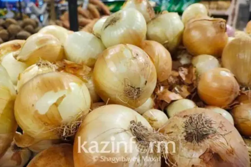 Узбекистан отменил запрет на экспорт лука