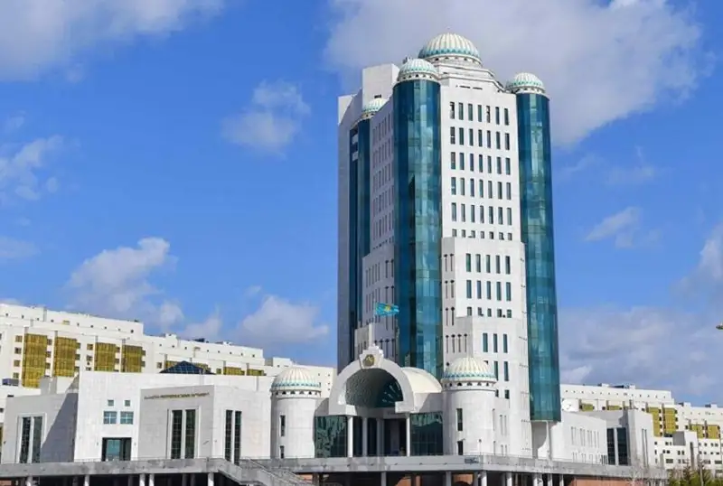 Встречи с послами Армении и Таджикистана прошли в Сенате Парламента РК