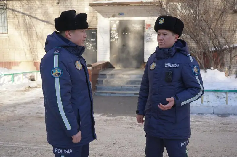 Патрульные в Рудном спасли ребенка во время приступа эпилепсии