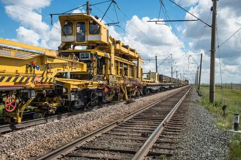 Завершен ремонт железнодорожного пути в Карагандинской области