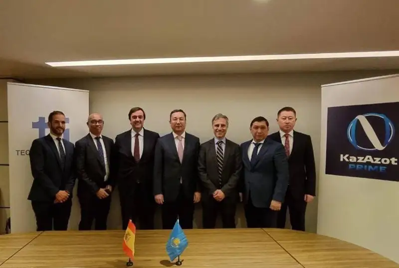 Aqtaýda quny 1 mlrd dollar bolatyn jańa zaýyt salynady