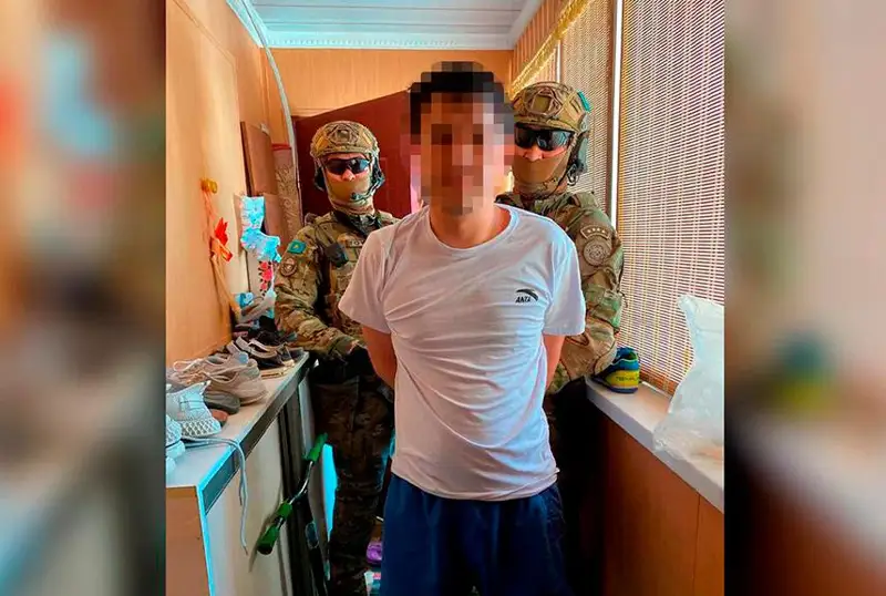 Спецоперация КНБ: канал незаконного оборота оружия перекрыли в Актау и Таразе