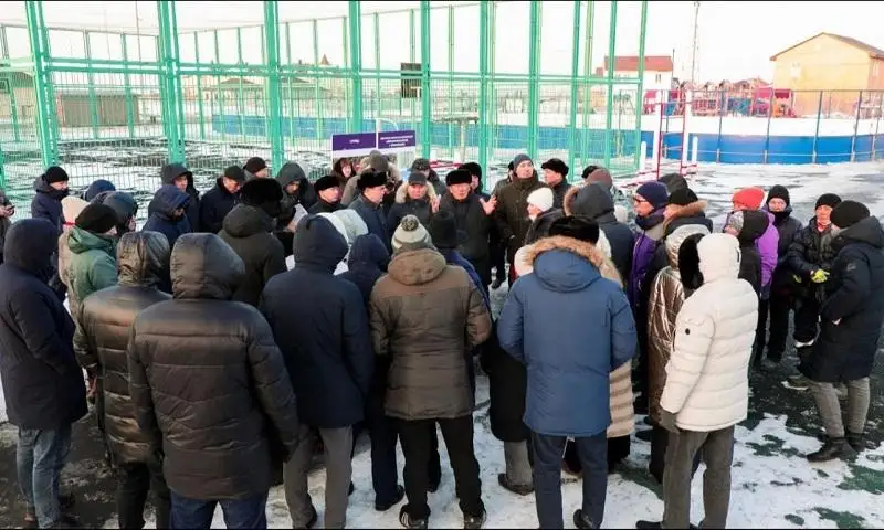 Үркер ауылының тұрғындарын не алаңдатып отыр: Елорда әкімі жергілікті халықпен кездесті
