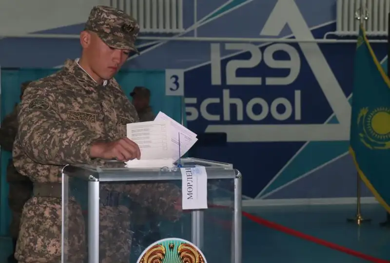 Военнослужащие завершили голосование на избирательных участках в военных городках