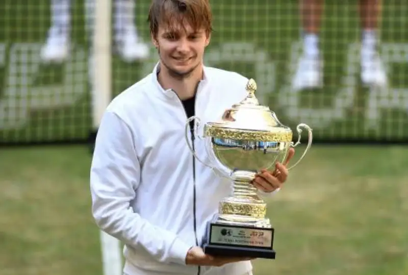 Александр Бублик выиграл турнир АТР 500 в Германии