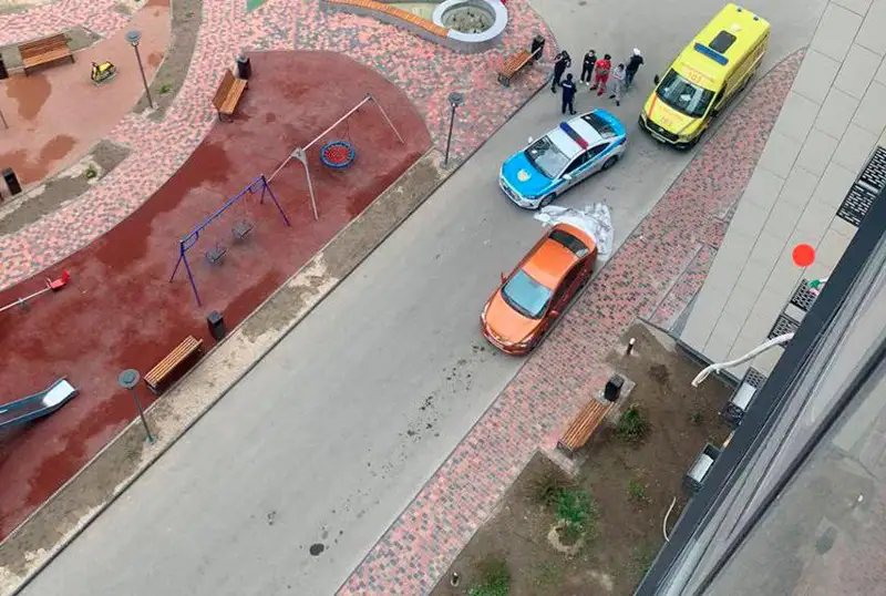 الماتىدا 23 جاستاعى قىز ءۇيدىڭ جوعارعى قاباتىنان قۇلادى